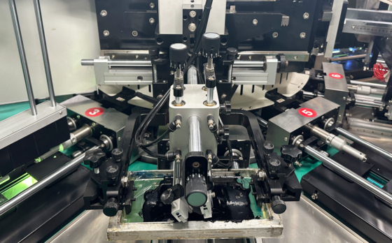 4-رنگ 80 پی سی / دقیقه لوله نرم خودکار UV چاپ ماشین